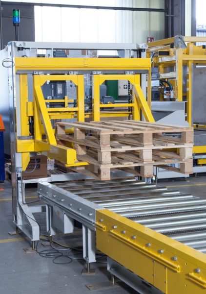 Palettenmagazin Logistik Paletten Foerdertechnik Baust Materialflusssysteme